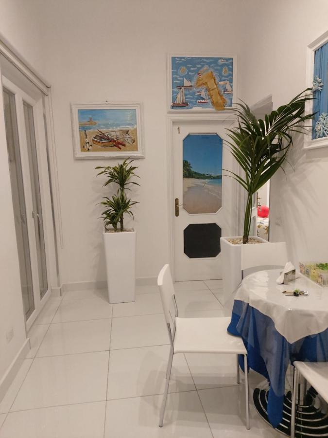 B&B Vista Mare โครโตเน ภายนอก รูปภาพ