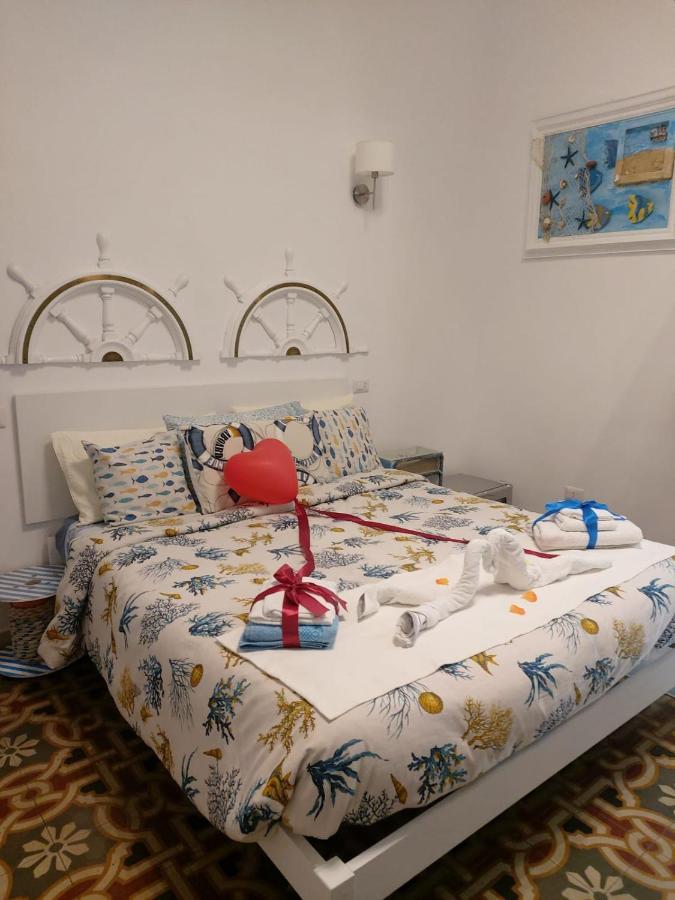 B&B Vista Mare โครโตเน ภายนอก รูปภาพ