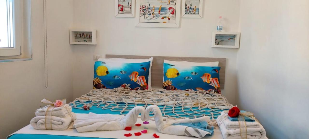 B&B Vista Mare โครโตเน ภายนอก รูปภาพ